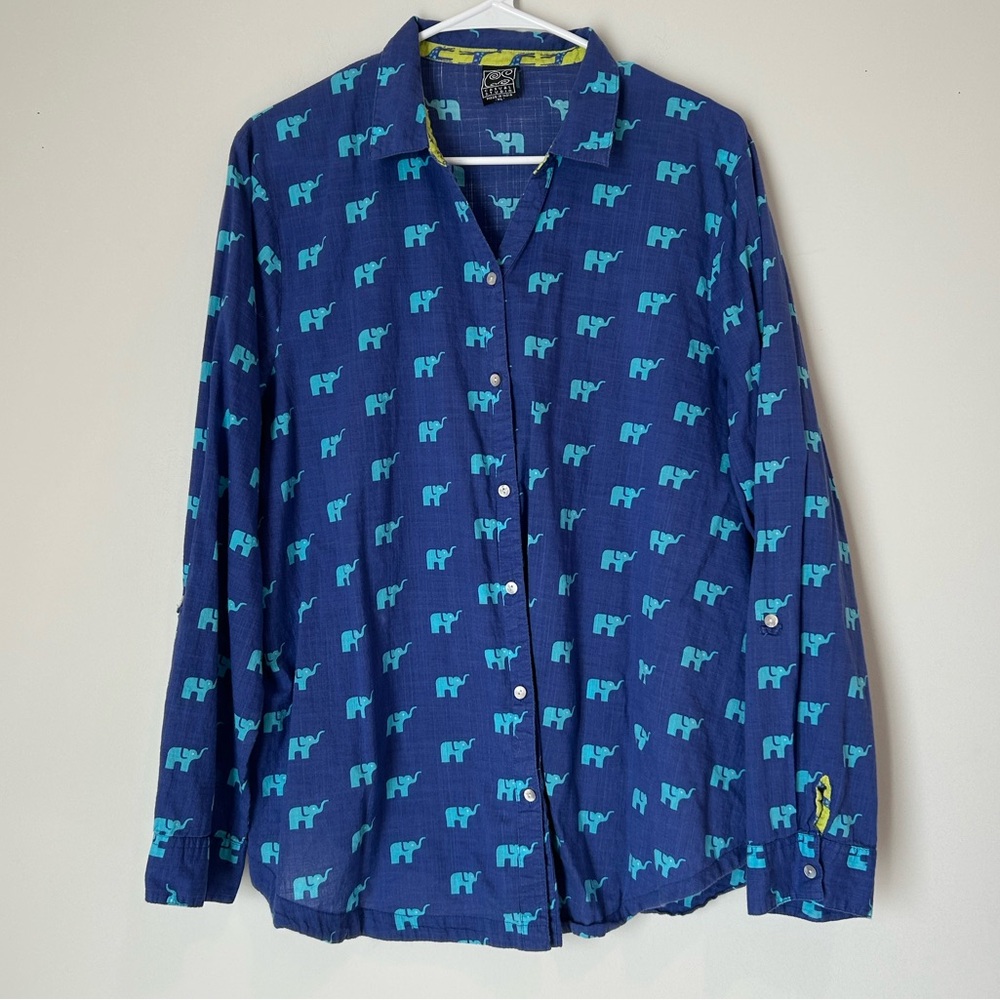Casual Studio Women’s XL Elephant Print Blue Button Down Shirt